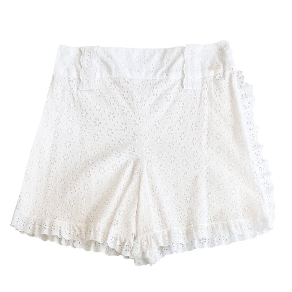 CHANEL Eyelet Lace Shorts Ruffle Floral Daisy White Cotton High Waisted Luxury
